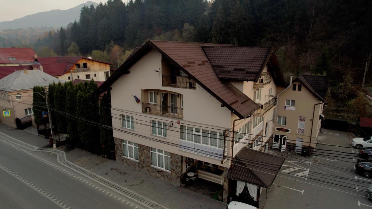Pensiunea Lido Moisei Exteriér fotografie